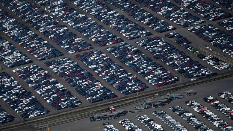 Vendas de carros à gasolina e diesel caem na Europa