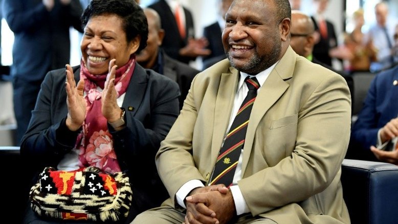 Papua-Nova Guiné reelege primeiro-ministro Marape
