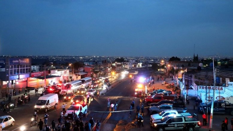 Operação contra traficantes de drogas desencadeia caos em dois estados do México