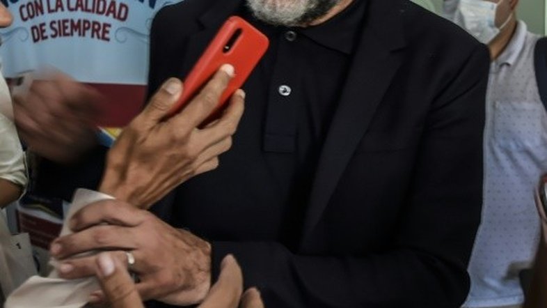 Venezuela e Colômbia retomam relações diplomáticas