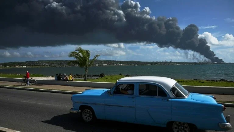 Dezenas de feridos e 17 desaparecidos em incêndio no oeste de Cuba