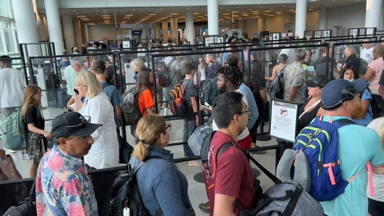 As companhias aéreas têm dificuldade para administrar a demanda de voos