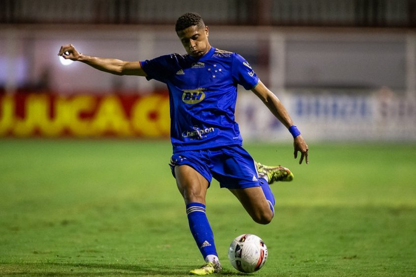 Cruzeiro: Wesley Gasolina, ex Flamengo, é a solução para a lateral