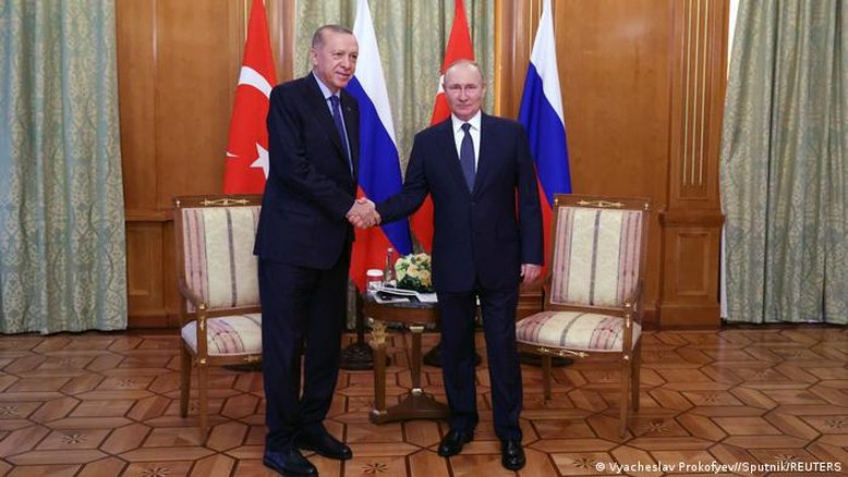 Turquia começará a usar rublos para pagar por gás russo