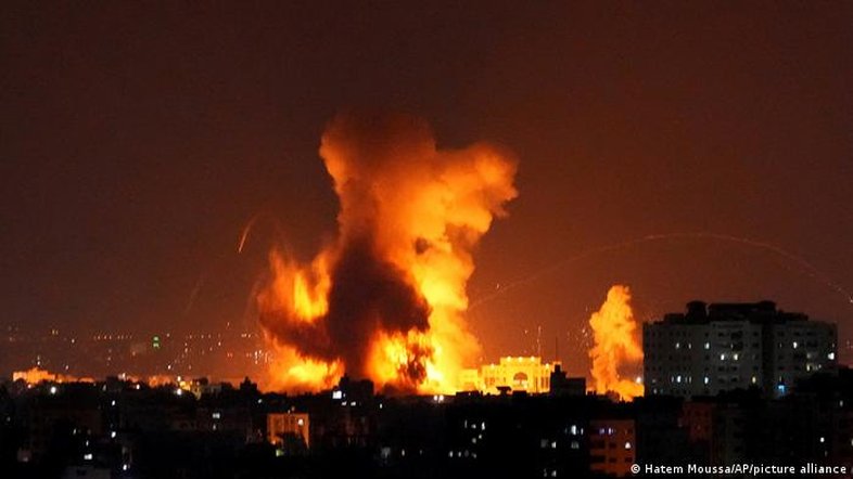 Israel intensifica bombardeios em Gaza