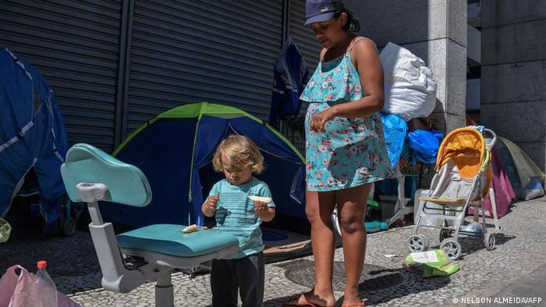 Juros de 100% ao ano sobre o Auxílio Brasil: o cúmulo do cinismo?