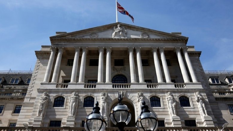 Banco da Inglaterra, alvo de todas as críticas com inflação em 10%