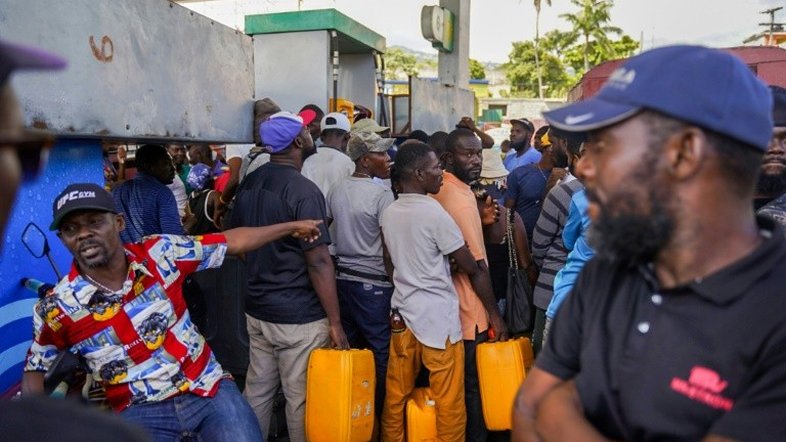 Violência de gangues agrava falta de combustível e energia no Haiti