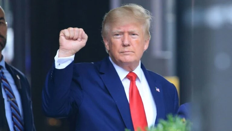 Trump pode ser preso por acesso indevido a documentos secretos