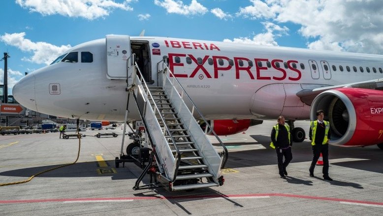 Greve na espanhola Iberia Express causa cancelamento de voos