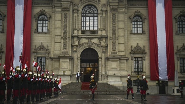 Justiça do Peru faz operação no Palácio de Governo para procurar cunhada do presidente