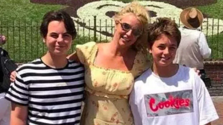 Britney Spears estaria sem ver os filhos há 5 meses: ‘Estão com raiva’