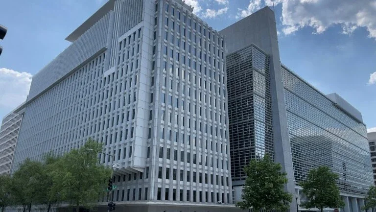 Banco Mundial anuncia nova ajuda de US$ 4,5 bilhões para Ucrânia