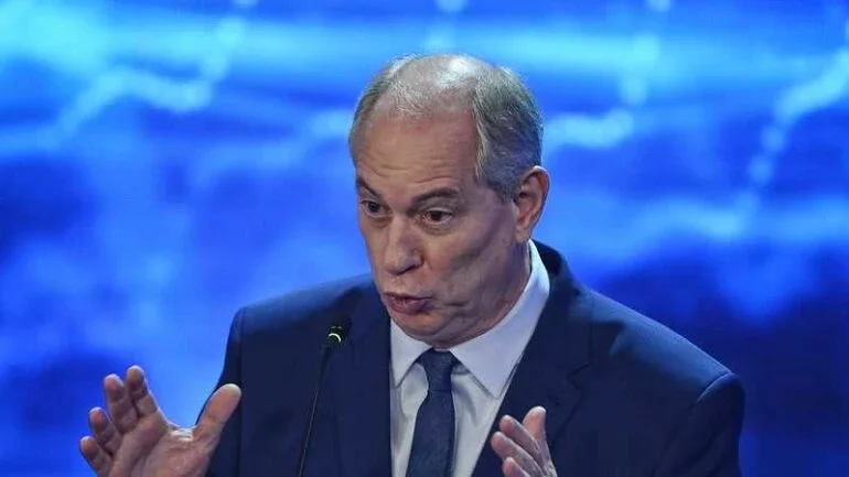 Ciro Gomes no debate da Band