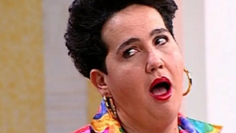 Claudia Jimenez como Edileuza, em Sai de Baixo