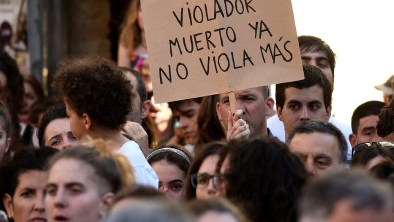 'Só sim é sim': Espanha endurece legislação contra estupro