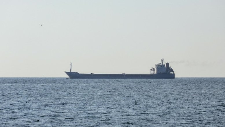 Ucrânia e Rússia acusam-se mutuamente de bombardeios perto de reator nuclear