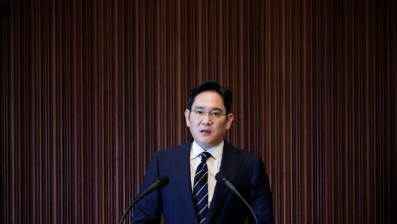 Coreia do Sul concede indulto ao chefe da Samsung para ajudar a 'superar a crise econômica'