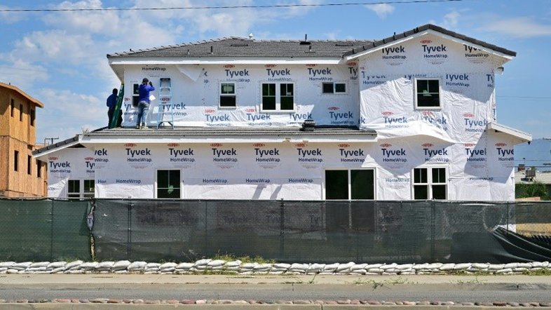 Venda de casas novas nos EUA tem maior queda desde 2016