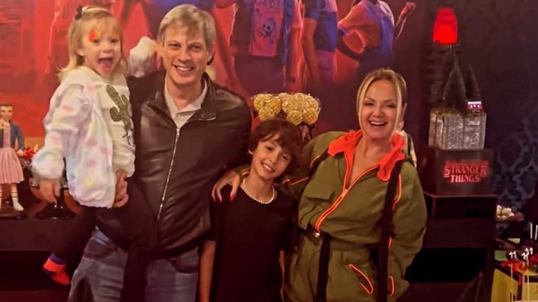 Eliana comemora aniversário do filho com festa temática de 'Stranger Things'