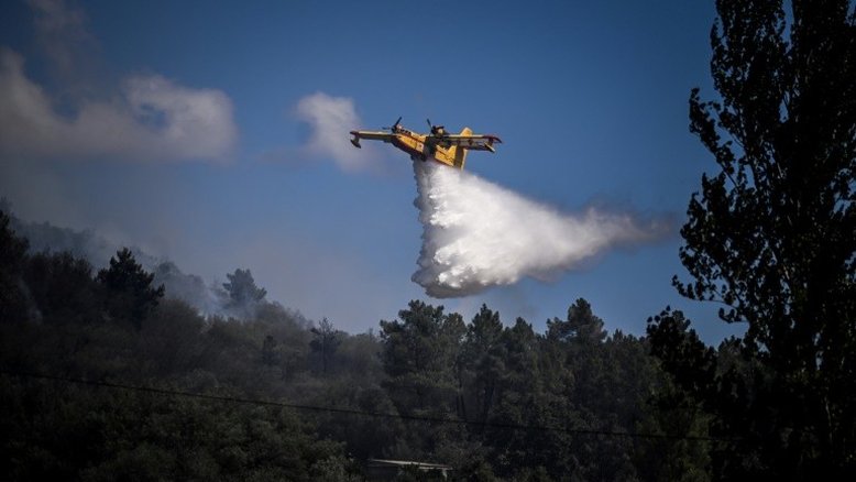 Incêndio é controlado em Portugal, chuva dá uma trégua na Espanha