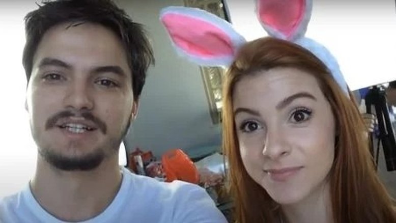 Ex de Felipe Neto fala sobre término: 'Traí com uma mulher'