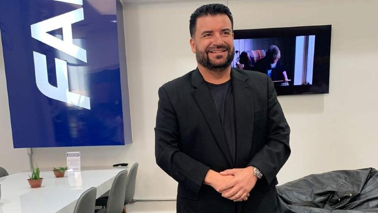 Gustavo Azzolini promove palestra gratuita com Pondé para professores
