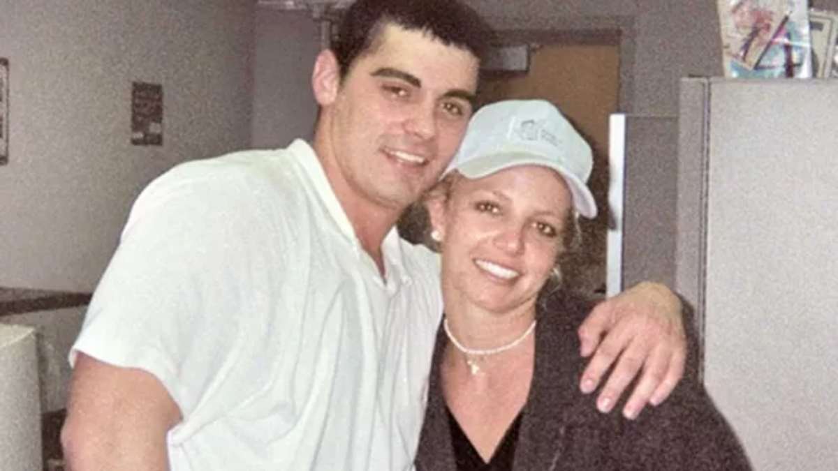 Ex-marido de Britney Spears é acusado por roubo de pulseira nos EUA