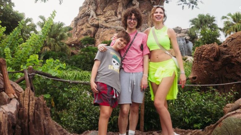 Luciana Gimenez curte a Disney com os filhos: ‘Trabalha muito para poder se divertir’