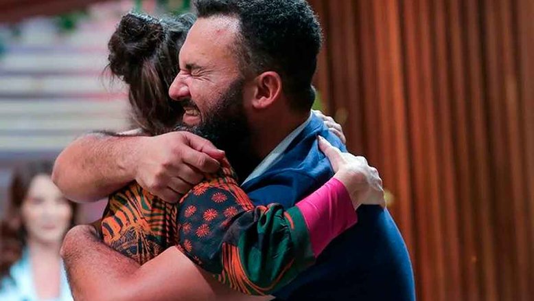 Renato é eliminado no 'MasterChef' após prova do cacau e chefs lamentam
