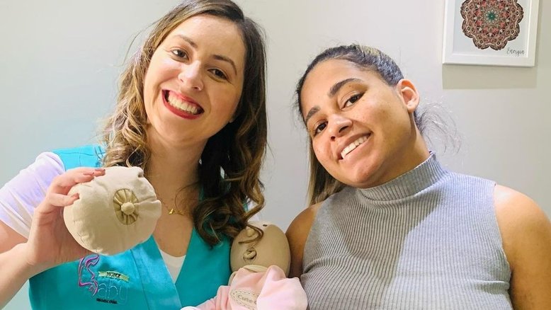 Mamãe de primeira viagem, Mc Loma faz curso de amamentação na Home Baby Assessoria