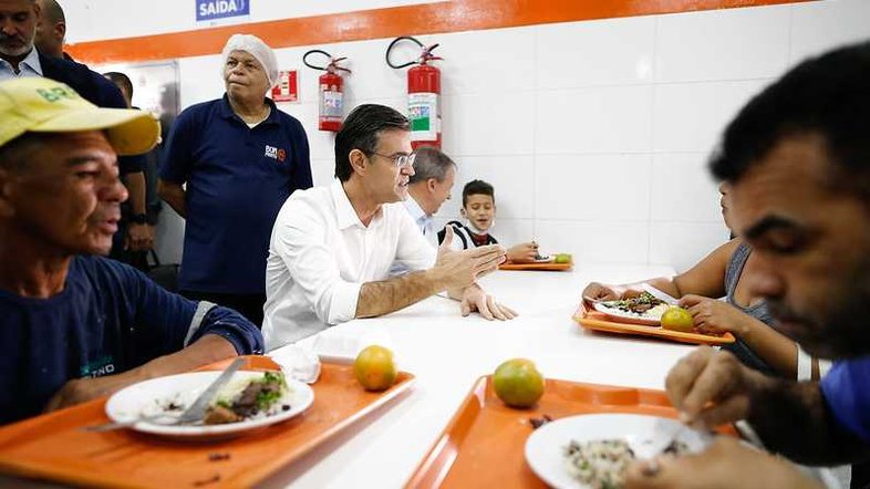 Rodrigo Garcia visita Bom Prato em Paraisópolis
