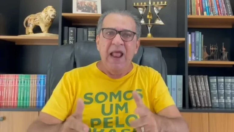 Em vídeo, Silas Malafaia chama Alexandre de Moraes de 