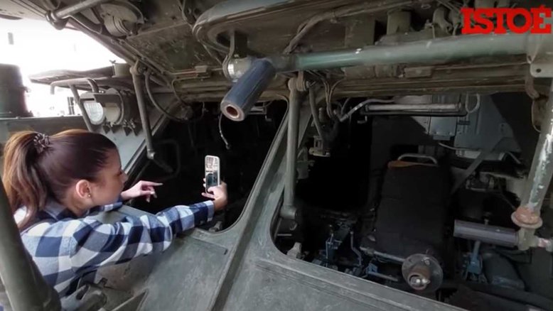 Tanques destruídos viram atração turística em Lviv, na Ucrânia
