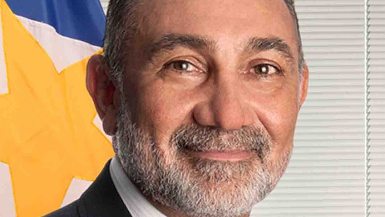 Polícia tenta prender ex-senador Telmário Mota em investigação sobre assassinato