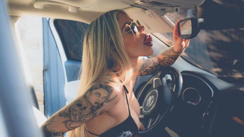'Vanessinha jovial', diz Vanessa Mesquita sobre cirurgia íntima
