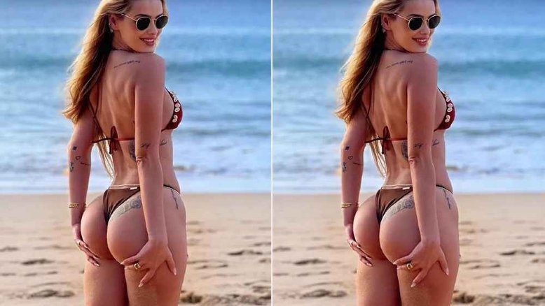 Yasmin Brunet exibe bumbum em pose de biquíni