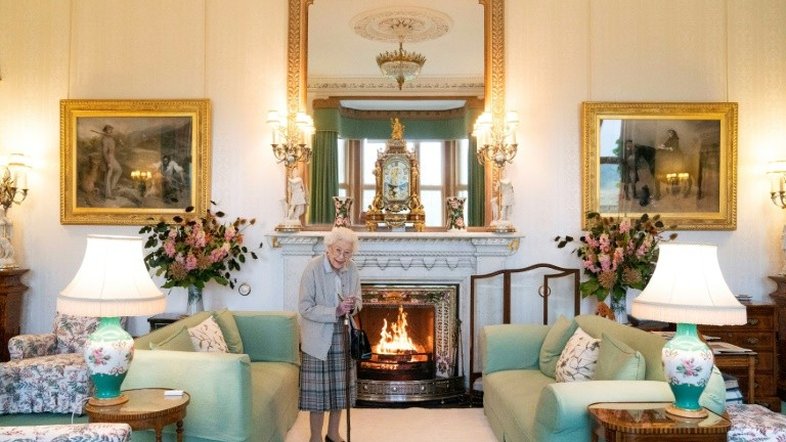 Saúde de Elizabeth II preocupa médicos; família real é chamada