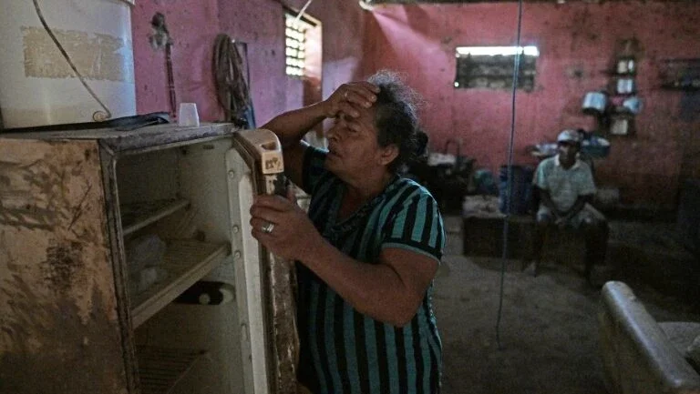 A fome se agrava no Brasil e esquenta disputa eleitoral