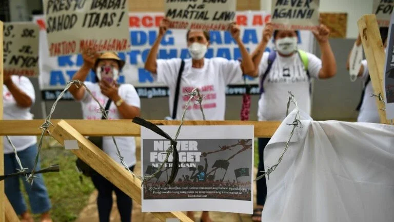 Ativistas filipinos pedem para 