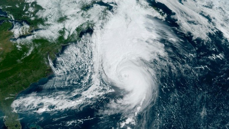 Fiona causa destruição na costa leste do Canadá e deixa 500 mil lares sem luz