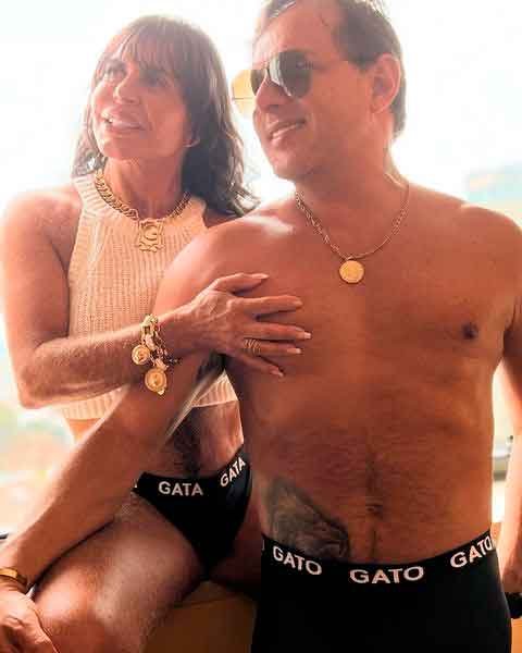 Sem sutiã, Gretchen exibe corpão em ensaio de lingerie com o marido 6 Sem sutiã, Gretchen exibe corpão em ensaio de lingerie