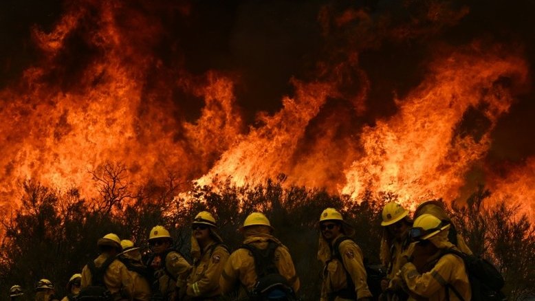 Novo incêndio florestal fora de controle no oeste dos EUA