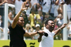 Além de Marcelo, relembre outras apresentações de jogadores que entraram para história 32 Além de Marcelo, relembre outras apresentações de jogadores que entraram para história