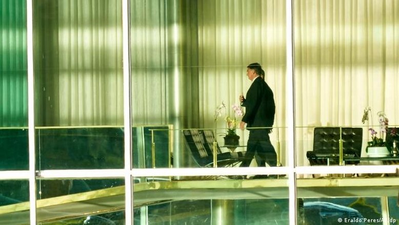 'Brasil atingiu maior isolamento desde a redemocratização'