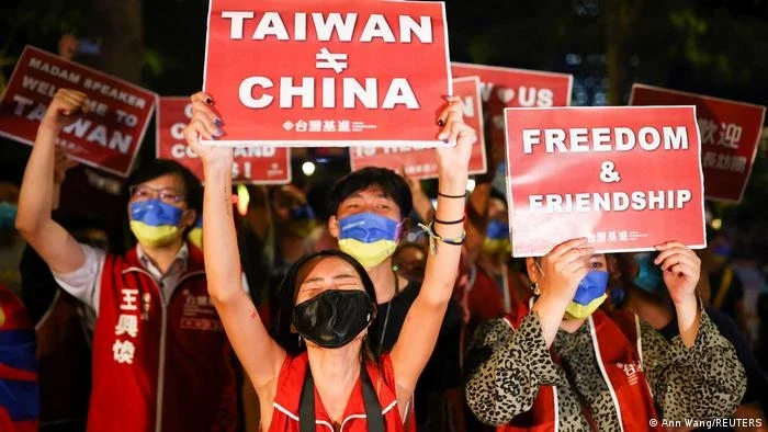 China critica falas de Biden sobre apoio a Taiwan