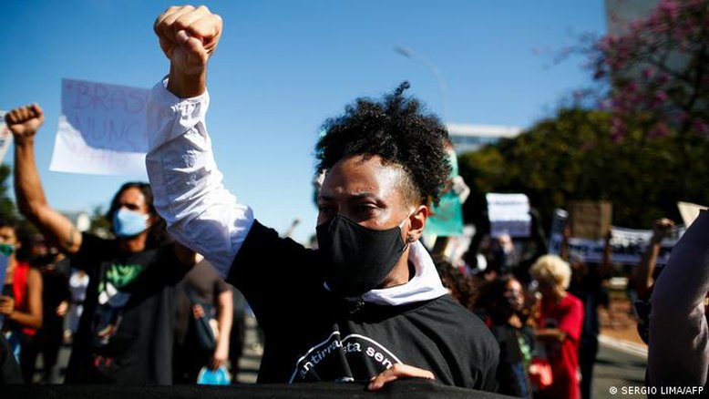 O poder negro e o negro no poder