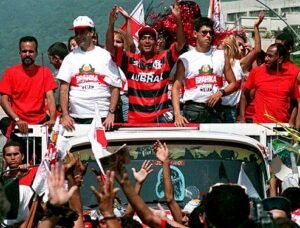 Além de Marcelo, relembre outras apresentações de jogadores que entraram para história 36 Além de Marcelo, relembre outras apresentações de jogadores que entraram para história
