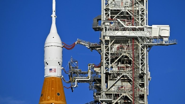 Foguete lunar da Nasa completa teste em terra com sucesso após reparos