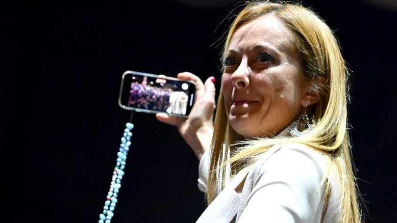 UE antecipa tensões com eventual governo de Meloni na Itália, mas não uma ruptura